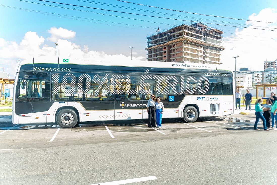 Ônibus elétrico