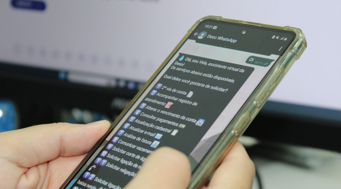 Celular com WhatsApp da Deso