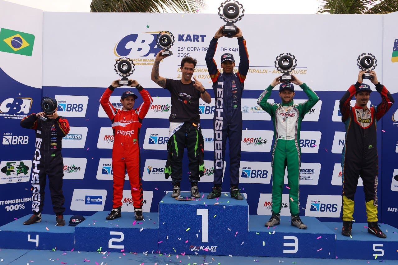 Karts na pista na 26ª Copa Brasil de Kart em Aracaju