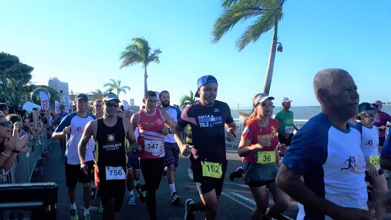 Pessoas correndo na Corrida da Advocacia
