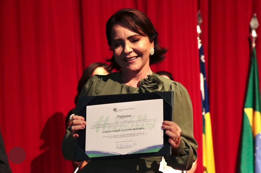 Emília Corrêa