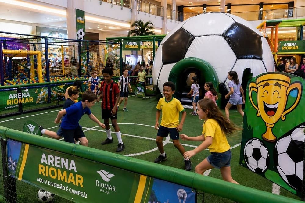 Arena RioMar: parque temático de futebol no shopping