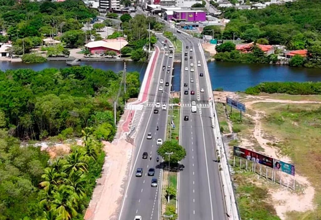 Ponte do Parque dos Cajueiros
