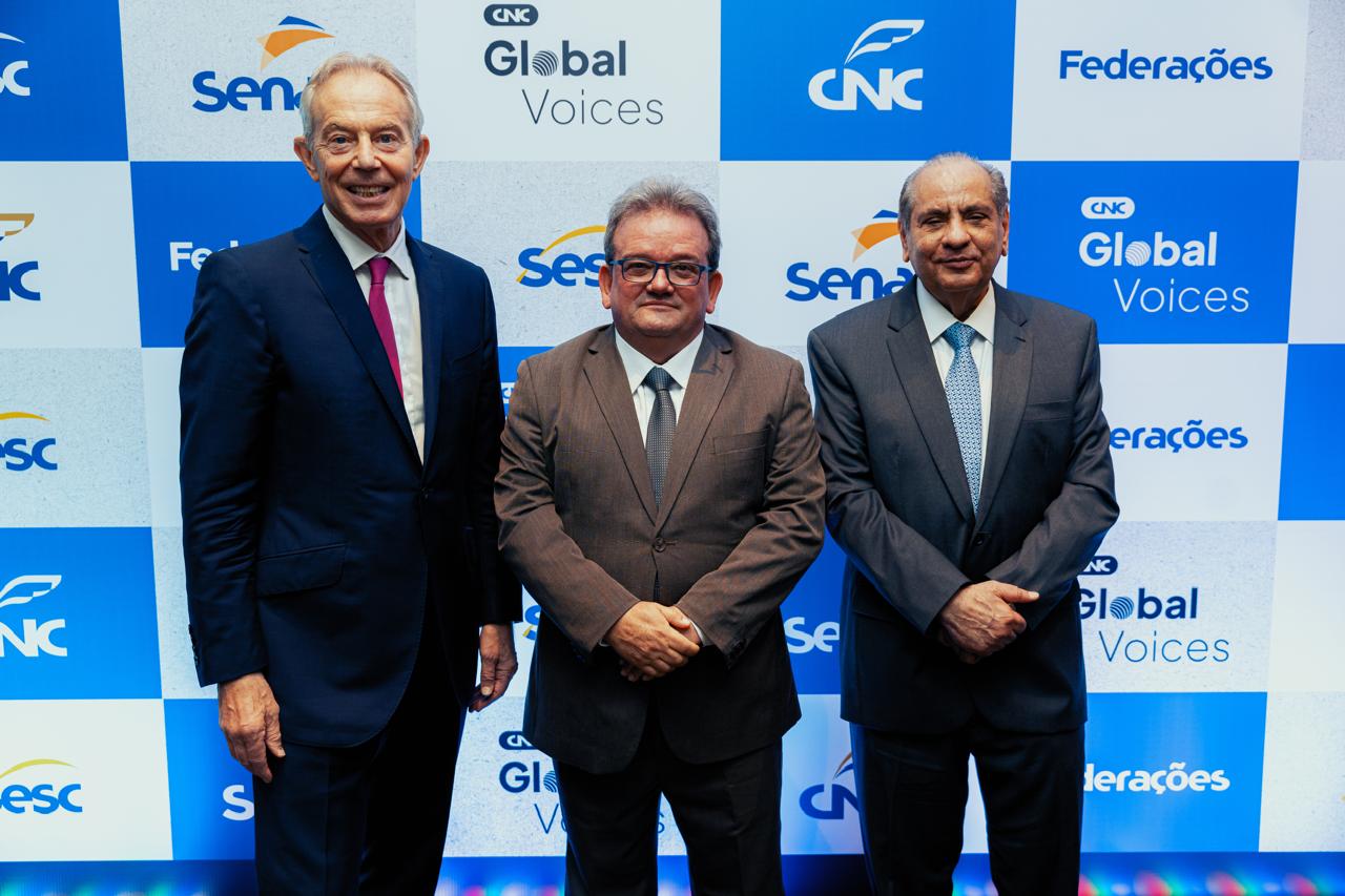 Tony Blair, Marcos Andrade e Roberto Tadros