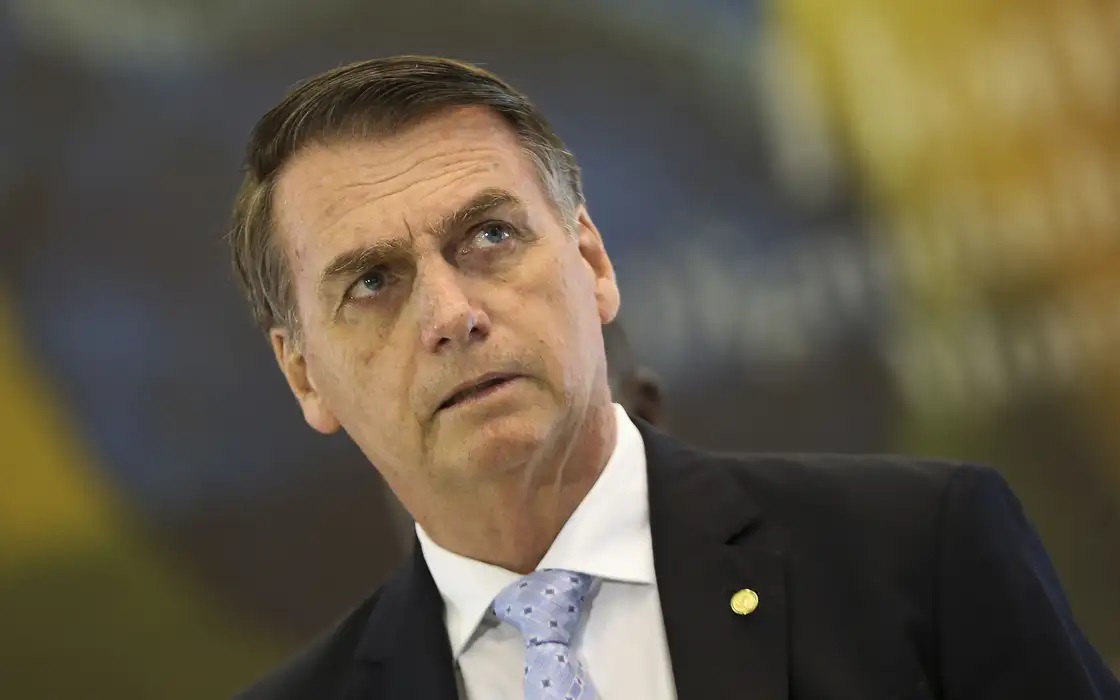 Advogados de Jair Bolsonaro solicitam ao STF a devolução de seu passaporte, retido em operação da Polícia Federal, para que o ex-presidente possa realizar uma viagem oficial a Israel