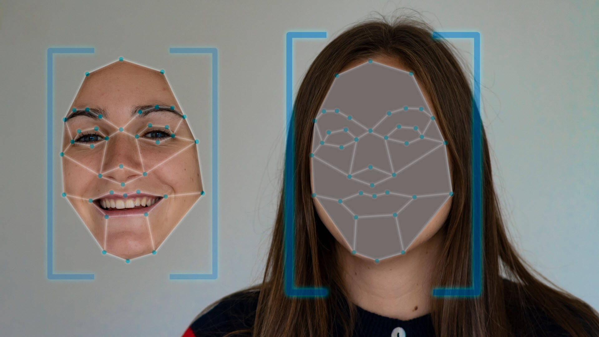 Imagem de uma mulher com deepfake