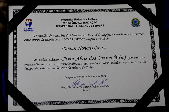 Certificado do título Doutor Honoris Causa da UFS